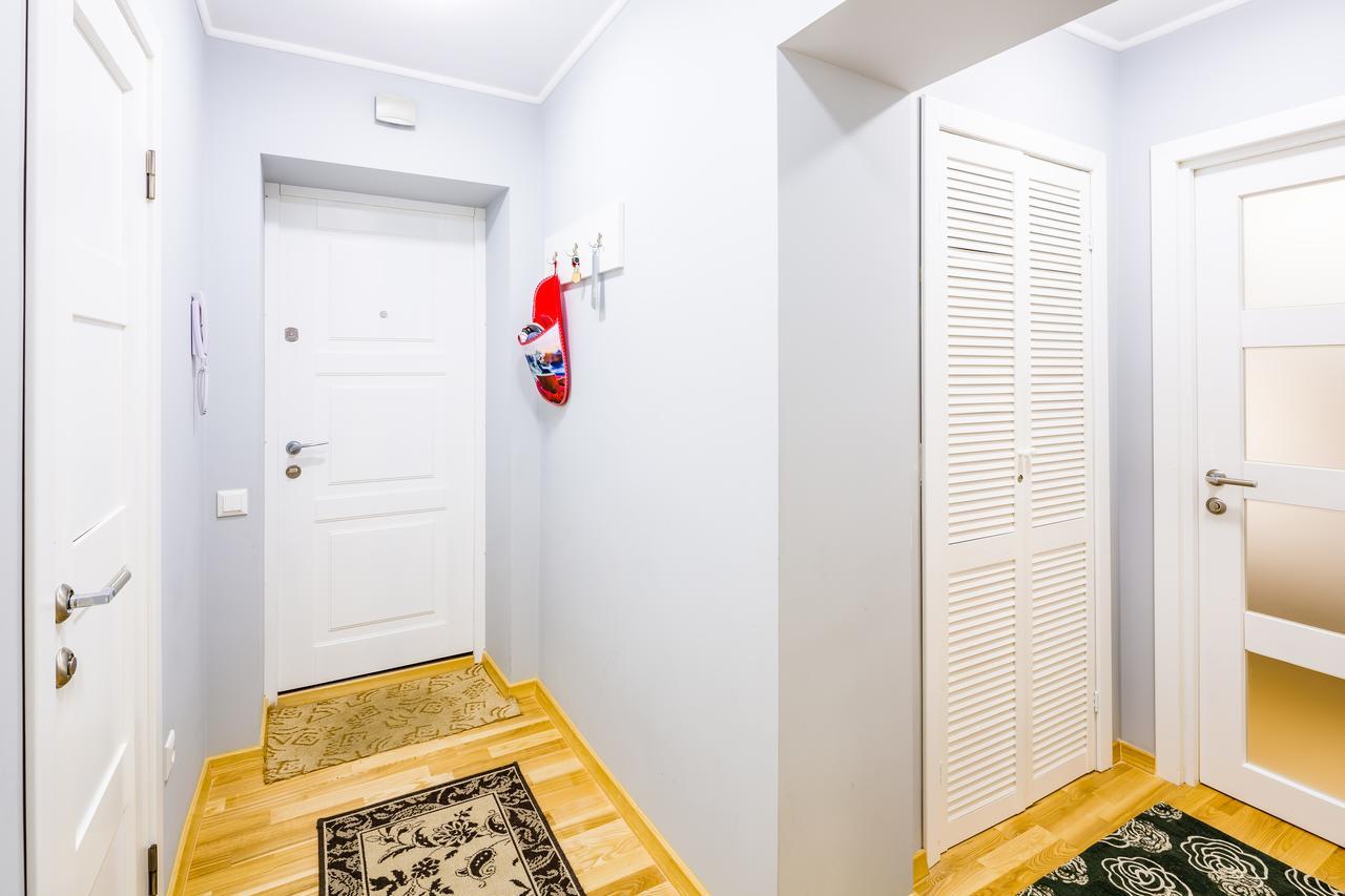 Bv Apartments Svobodu Avenue リヴィウ エクステリア 写真